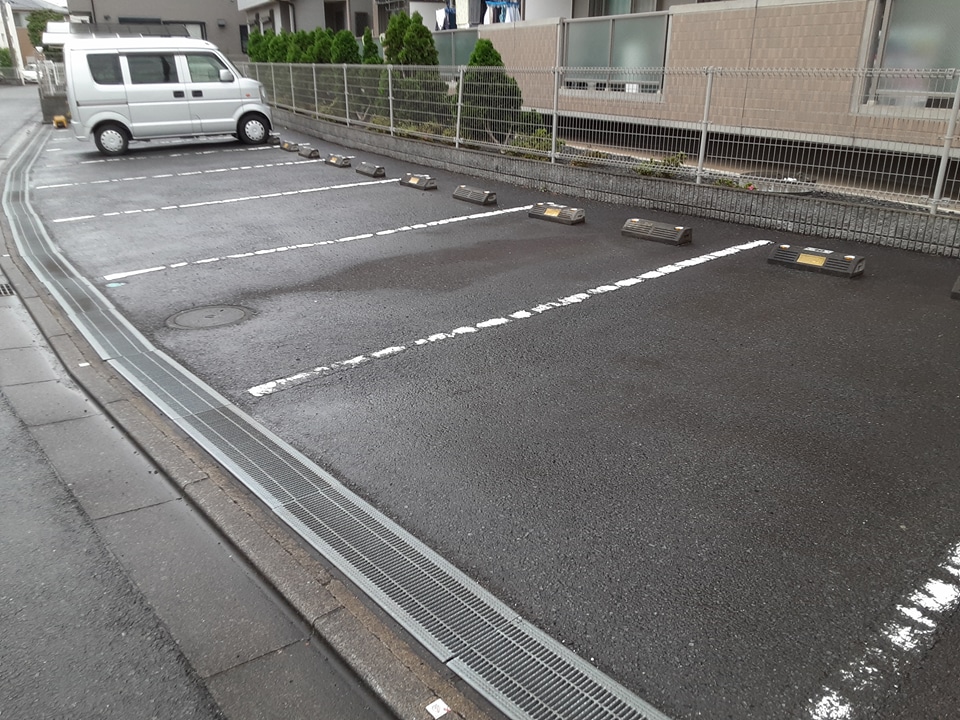 22/30 駐車場