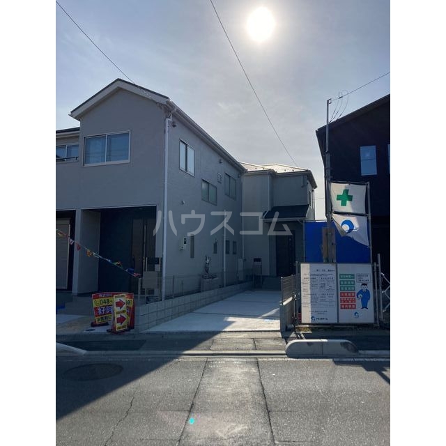 25/30 エントランス