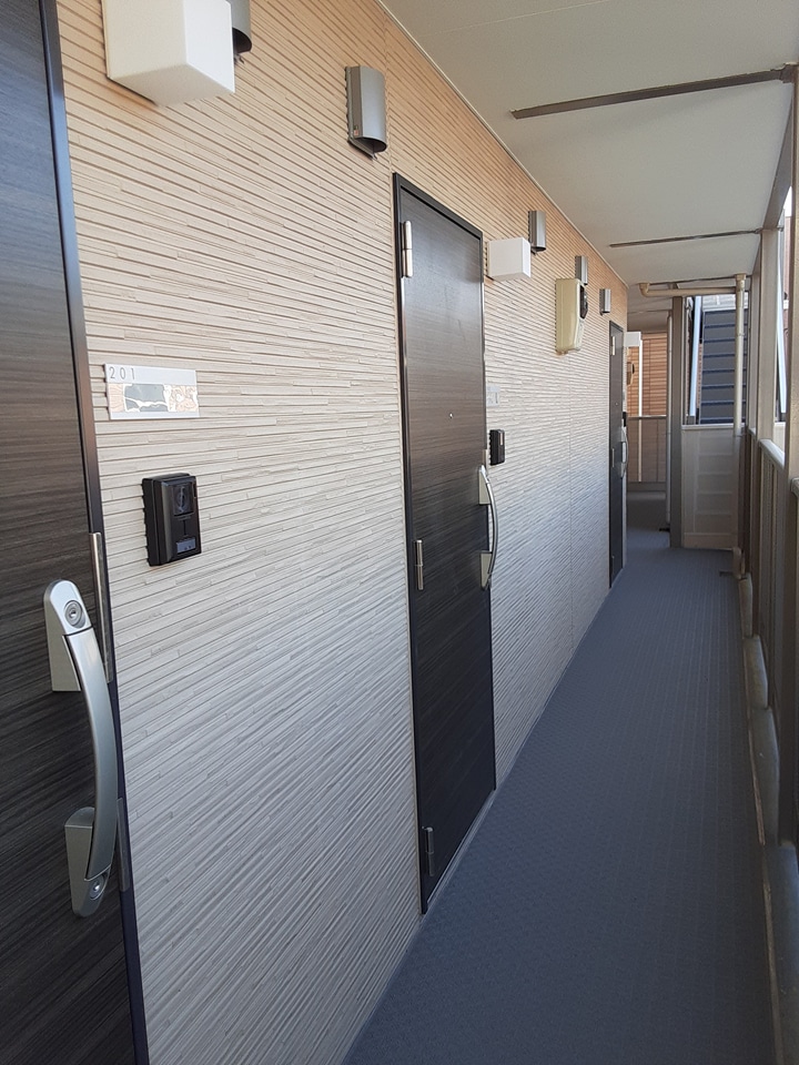 21/25 エントランス