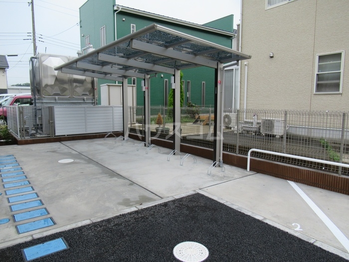 23/30 駐車場