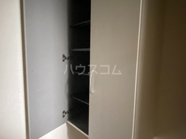 13/30 玄関