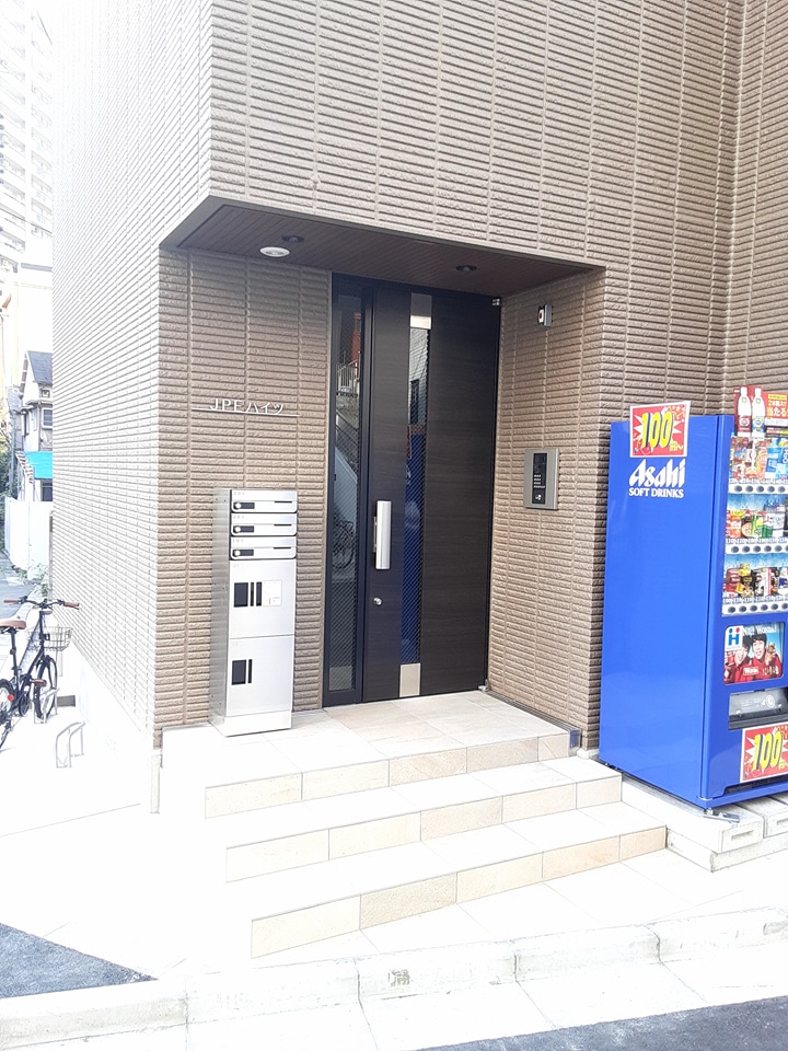 29/30 エントランス