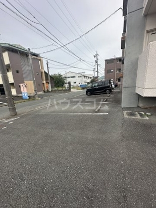20/30 駐車場