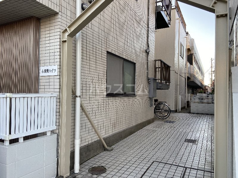 28/30 エントランス