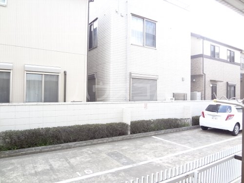 17/27 駐車場