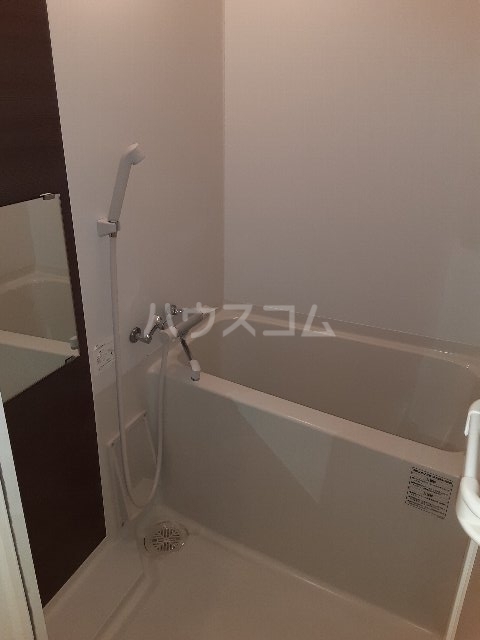 15/28 浴室