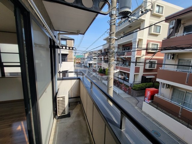 19/30 バルコニー