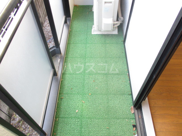 13/27 バルコニー