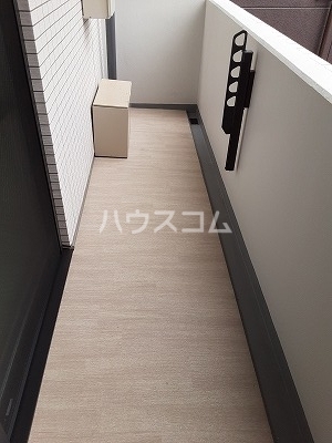 13/20 バルコニー