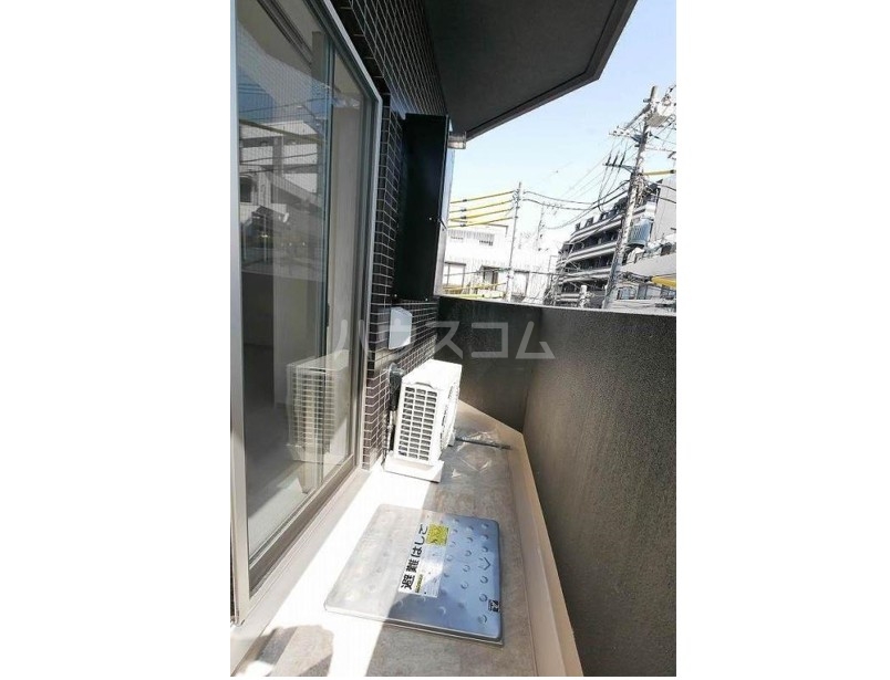 13/21 バルコニー