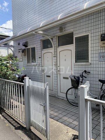 20/22 エントランス