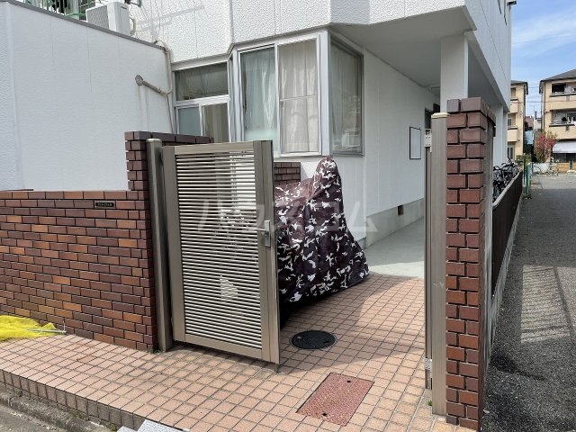 2/11 エントランス