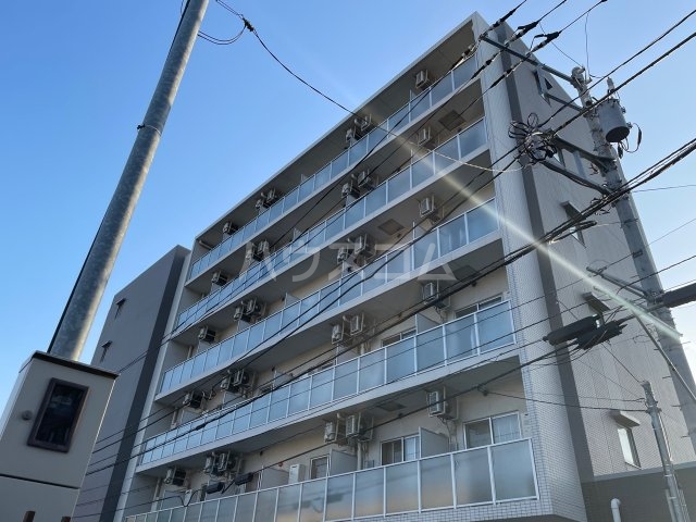 2/8 外観