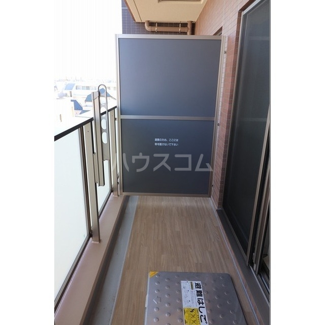 17/28 バルコニー