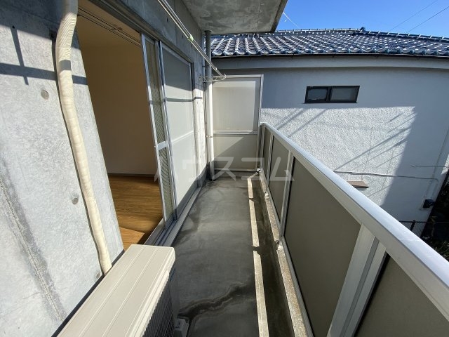 15/26 バルコニー