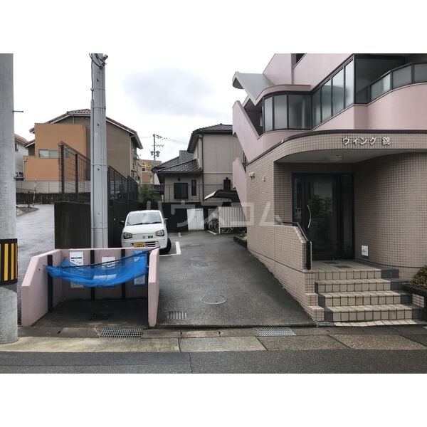 16/18 エントランス