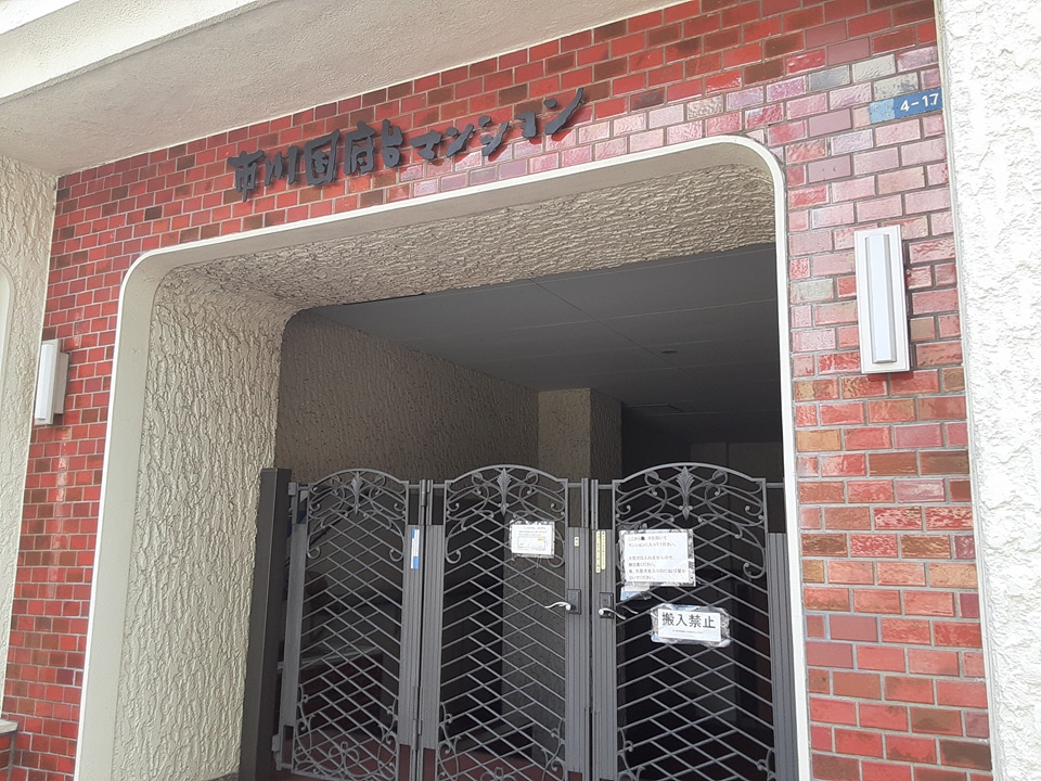 建物エントランス