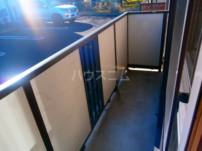 13/18 バルコニー