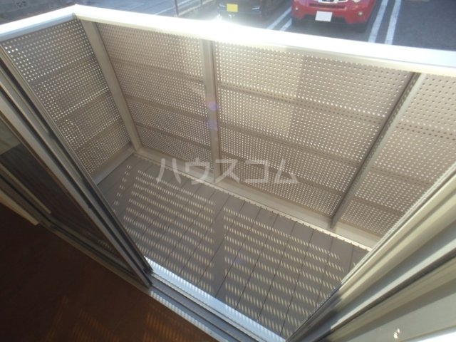 13/22 バルコニー