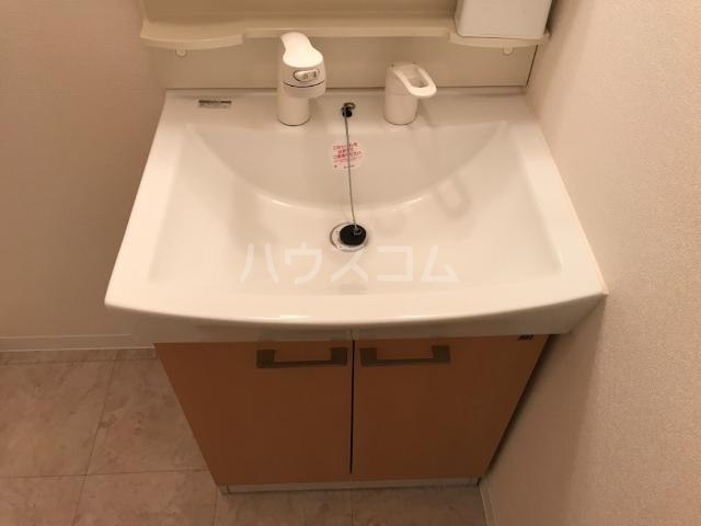 16/23 洗面