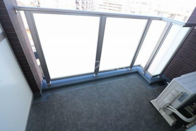 20/30 バルコニー