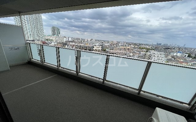 23/30 バルコニー