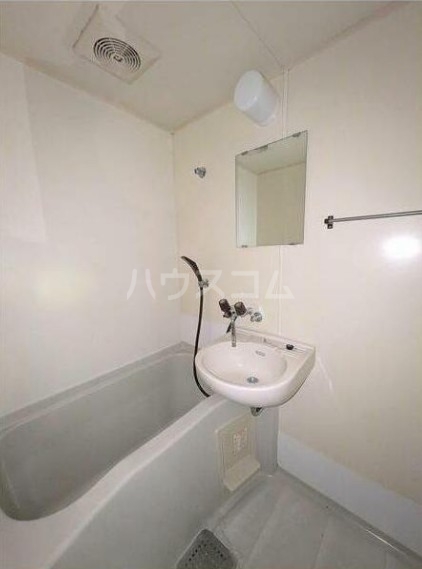 8/16 浴室