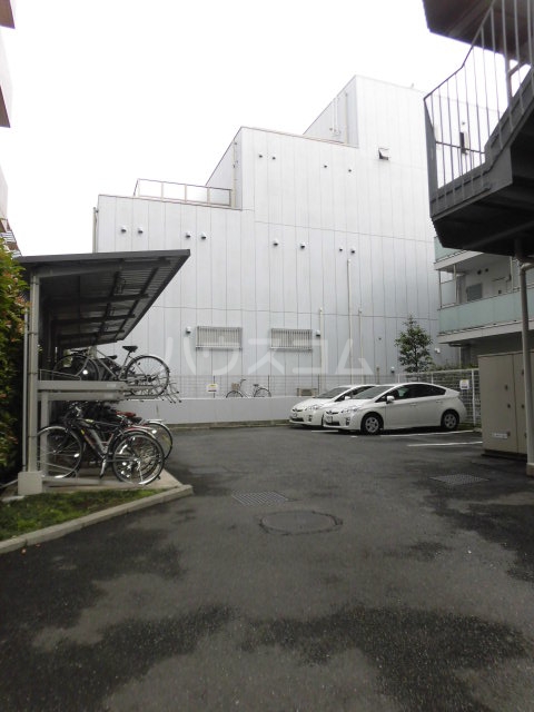 24/30 駐車場
