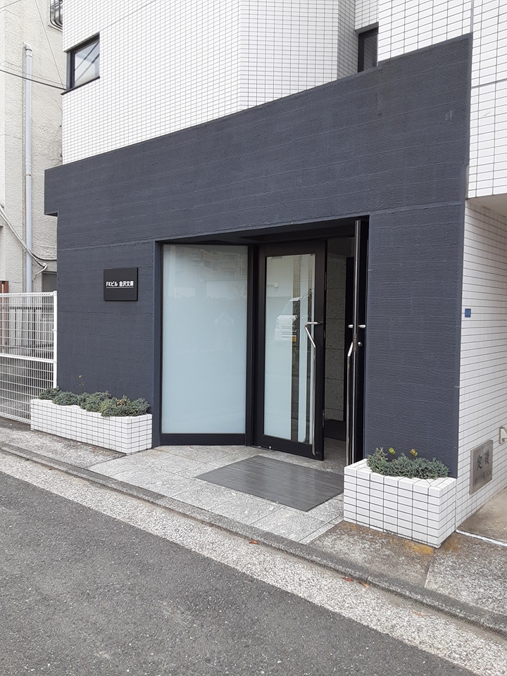 29/30 エントランス