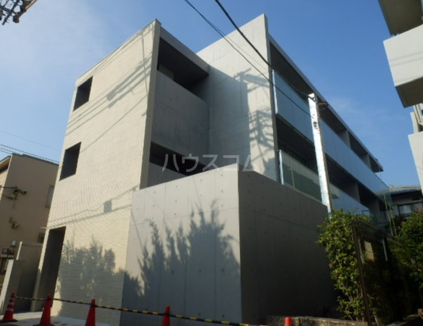 1/4 外観