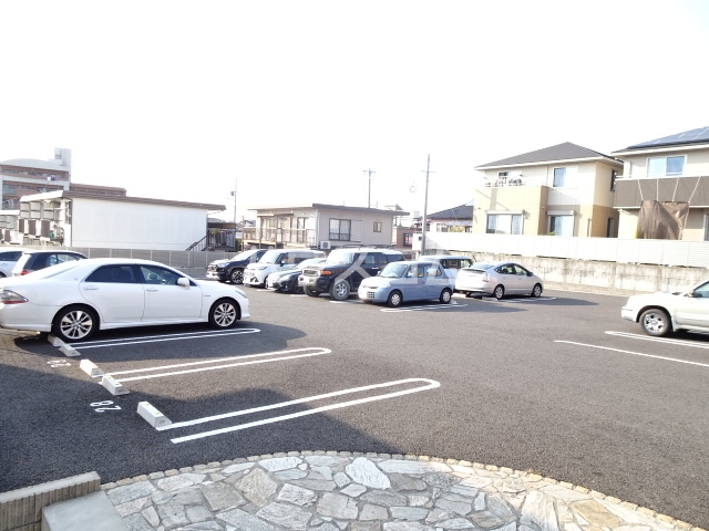 4/7 駐車場