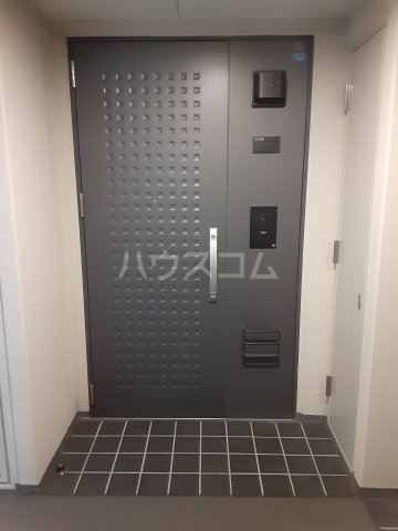 15/30 玄関