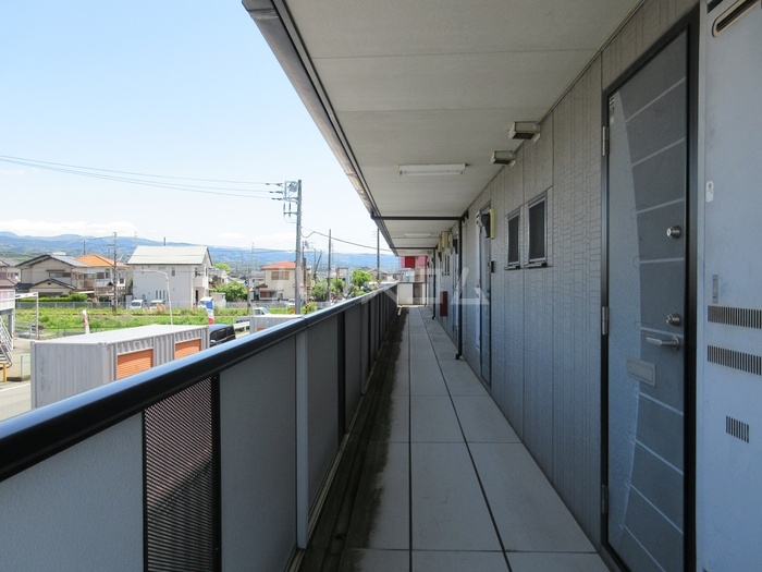 17/23 エントランス