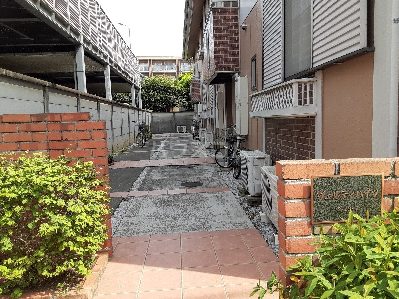 29/30 エントランス