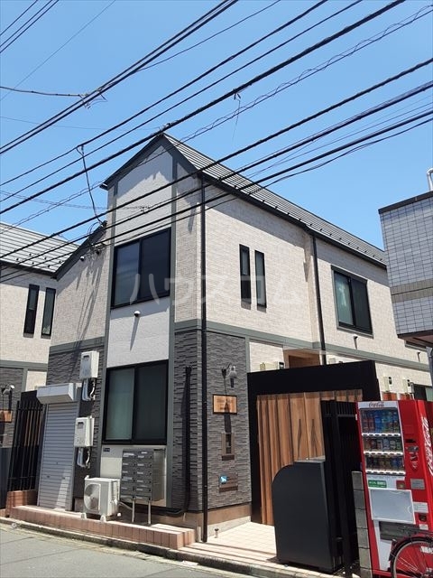2/30 外観