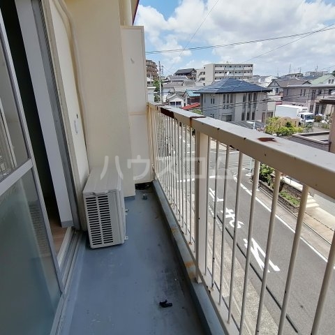 18/28 バルコニー