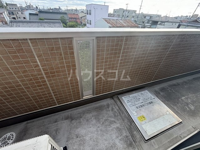 17/25 バルコニー