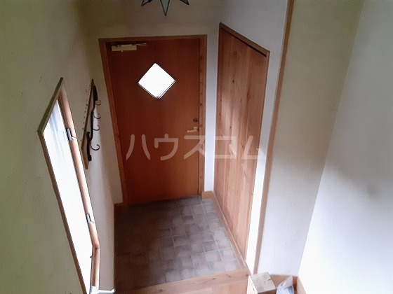 13/30 玄関