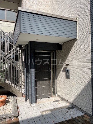 21/24 エントランス