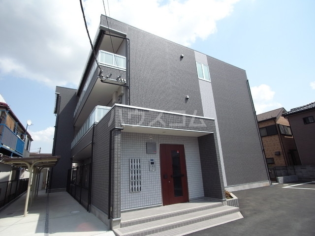 16/22 エントランス