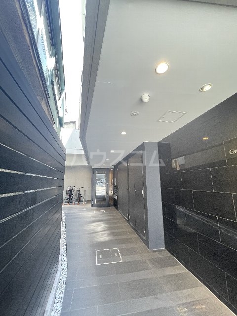 3/5 エントランス