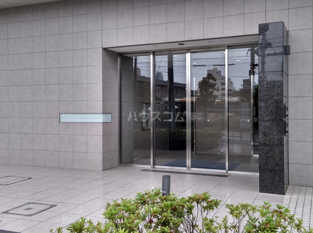 21/25 エントランス