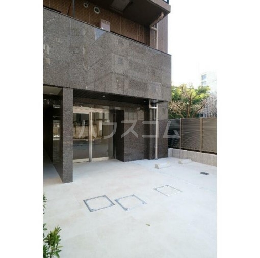 29/30 エントランス