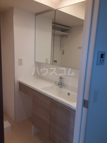 15/30 洗面