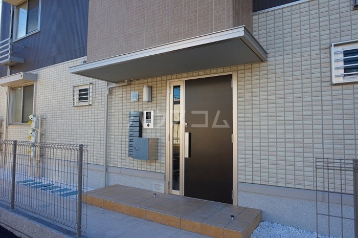 19/24 エントランス