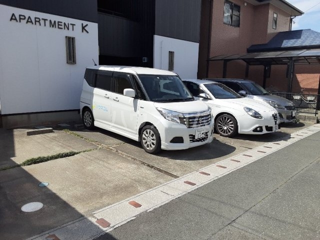 26/30 駐車場