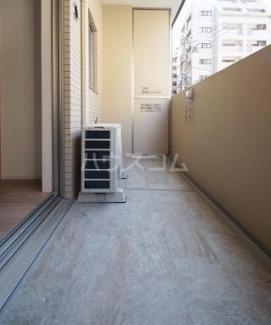 15/28 バルコニー