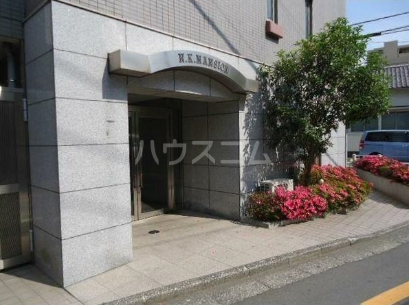 19/29 エントランス