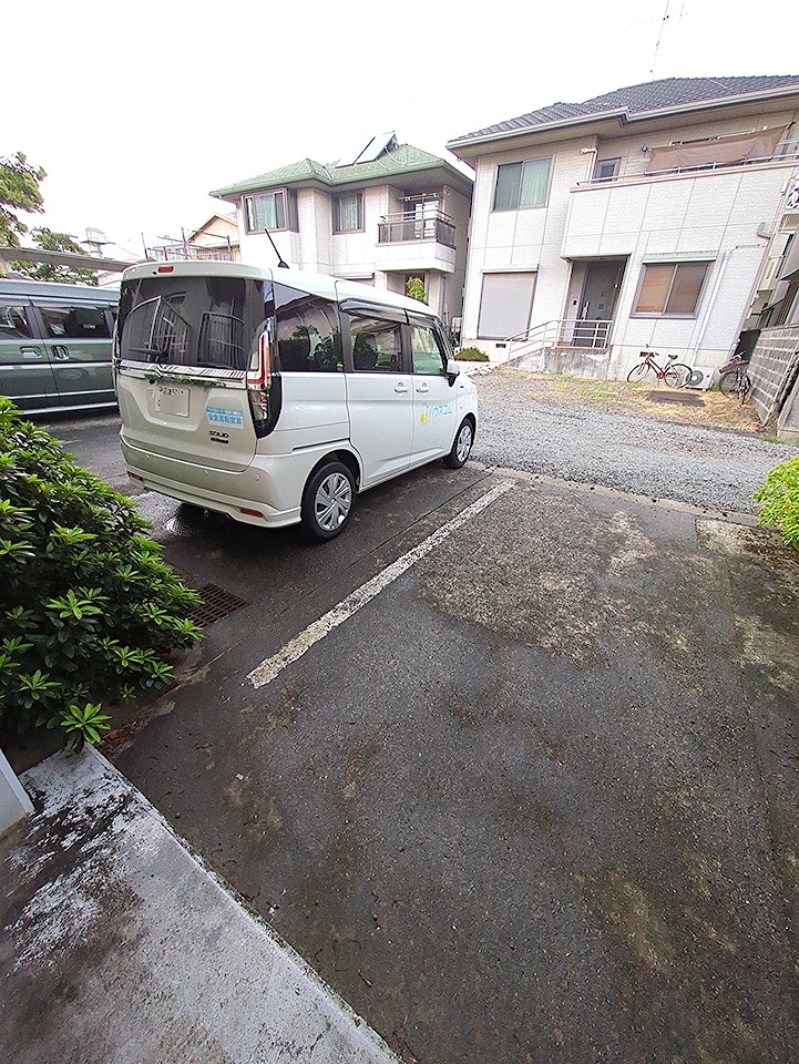 19/23 駐車場