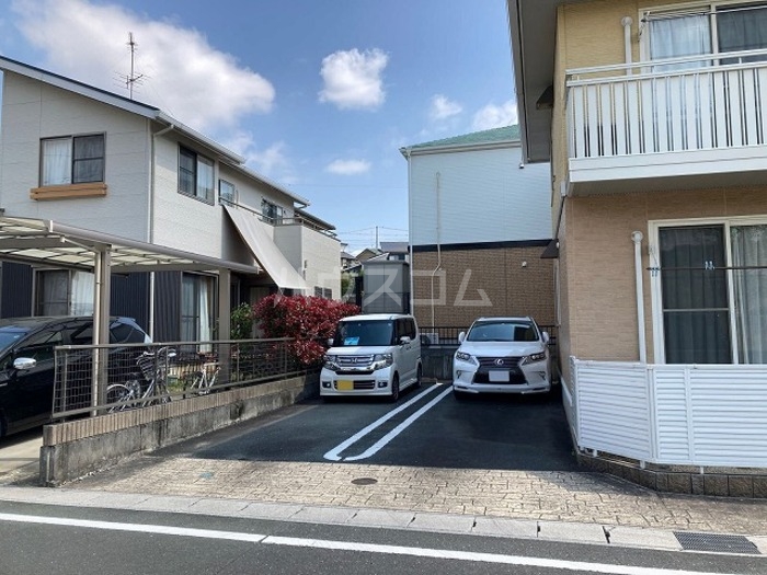 20/26 駐車場